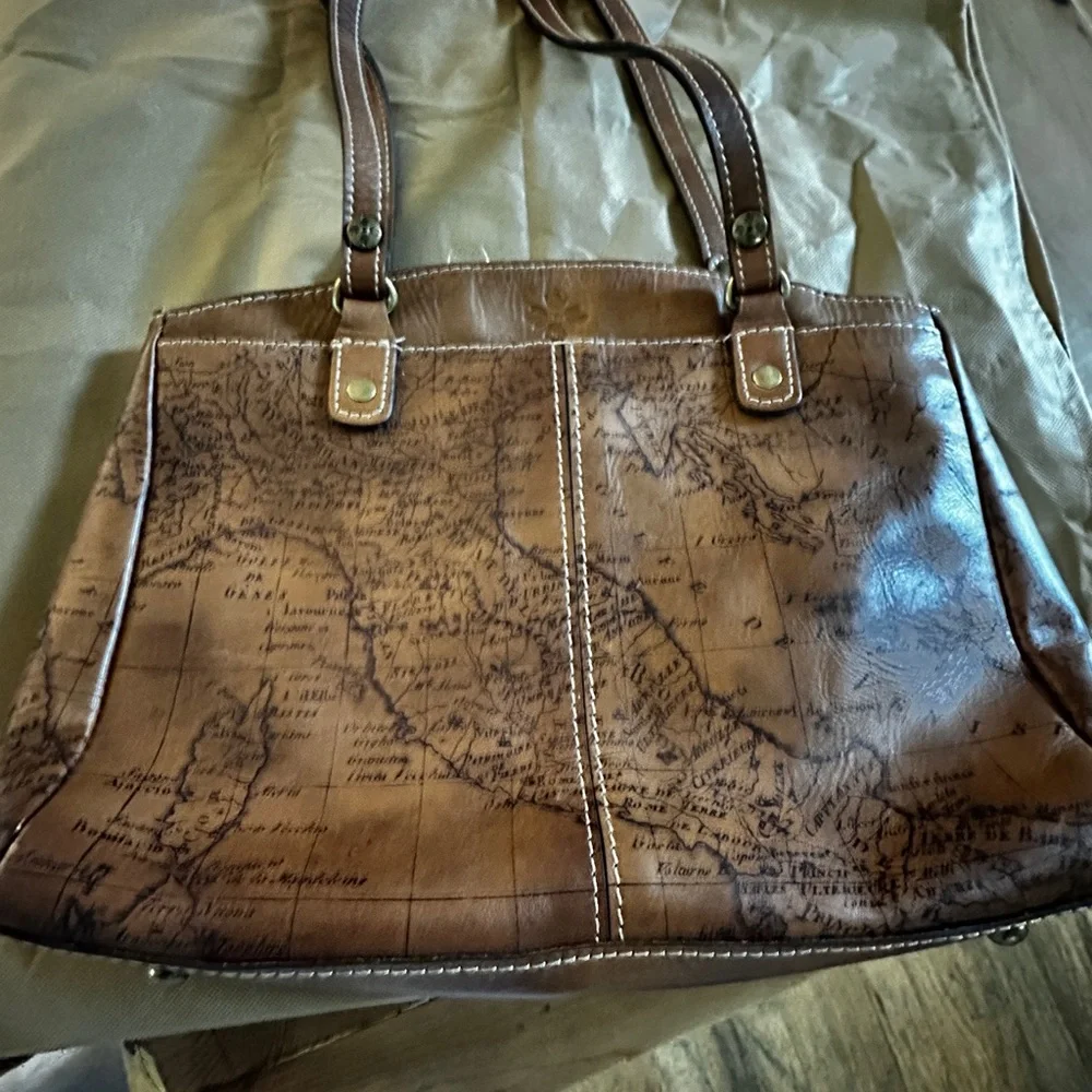 Poppy Top Zip Tote Signature Map Bag - Picture 15 of 15